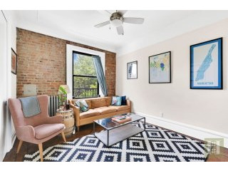 2 bedroom Apartment For Sale: 815 8TH..