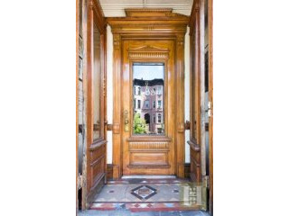 7 bedroom Town House For Sale: 588..