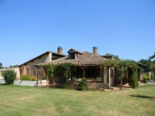 Restored Farmhouse With Two Gites And..
