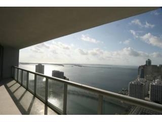 2 bedroom Flat For Sale: 495 BRICKELL..