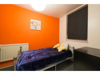 Single with single bed near Maida Vale..