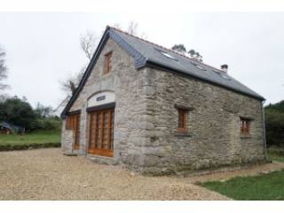 2 Bed Stone Built Property