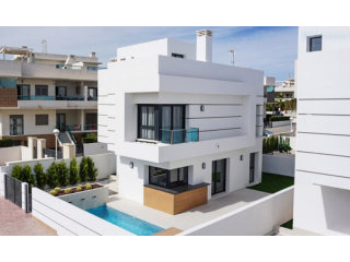 3 Bedrooms - Villa - Alicante - For Sale