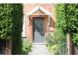 2nd Floor Flat, 17 Aberdare Gardens