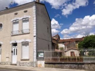 Town house with a garden and income..