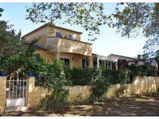 Traditional Villa With 120 m2 Of Living..