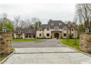 763 Remsens Ln Muttontown, NY 11771