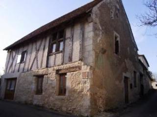 Charming And Very Pretty Village House..