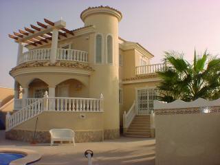 4 Bedroom 3 Bathroom detached property