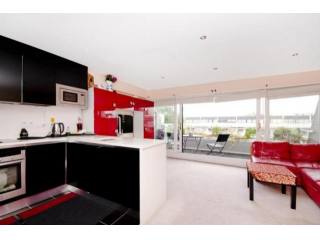 2 Bedrooms - Flat - London - For Rent