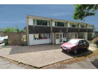 4 bedroom, End Of Terrace House house..