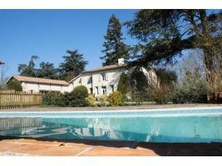 6 bedroom Character For Sale: 47000 AGEN