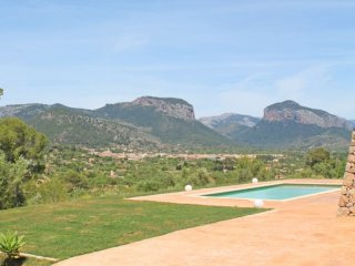 Beautiful Country House With Stunning..