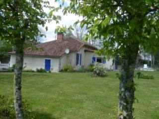 EC0201al Adorable Stone Country Cottage..