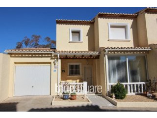 Semi-detached 3-bedroom house in a..
