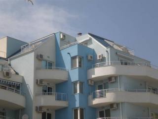 Apartment with a large panoramic..