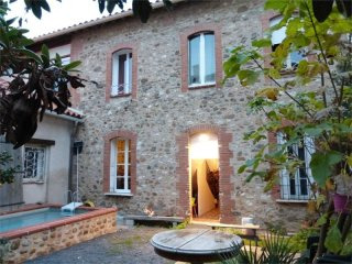 Spacious Village House With Barn..