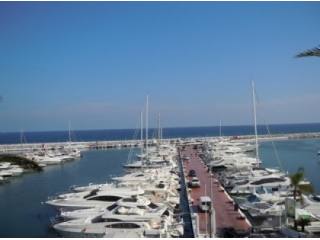 Apartment for sale in Puerto Banus..