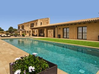Natural Stone Villa With Guest Apartment