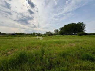 Zemljište 1760m² idealno za gradnju ili investiciju