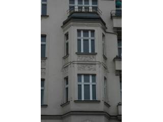 Freshly Renovated Altbau Apartments in..