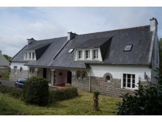 Nice Family Home, Edge of Village