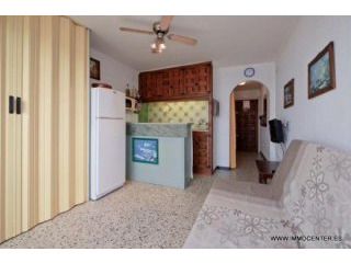 EMPURIABRAVA: Studio cabin in front of..