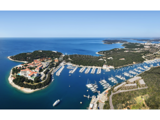 Luksuzna novogradnja u Marini Veruda! (E19)