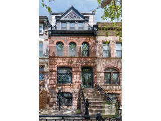 5 bedroom Town House For Sale: 575..