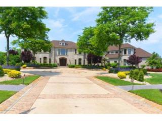 9 bedroom Flat For Sale: 4 Michaels Way..