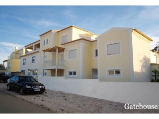 4 Beds Townhouse For Sale In Lagos..