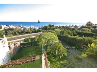 2 bedroom town house for sale