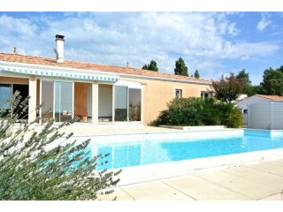 House In Breuillet