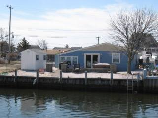 3 bedroom Flat For Sale: 1715 Anchorage..