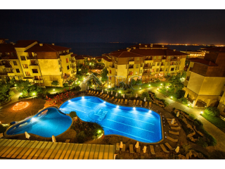 Apartment with 3 bedrooms, 2 bathrooms..