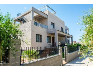 3 Bedrooms - Villa - Alicante - For Sale