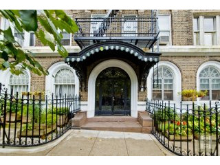 2 bedroom Apartment For Sale: 570 44TH..