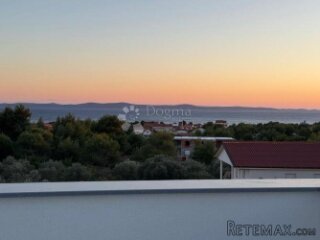 NOVOGRADNJA POTKROVLJE VIR