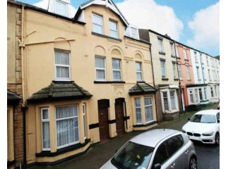 6 bedroom, Terraced House house for sale