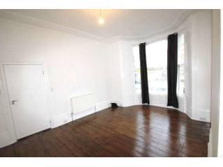4 Bed Flat/Apartment To Let in London