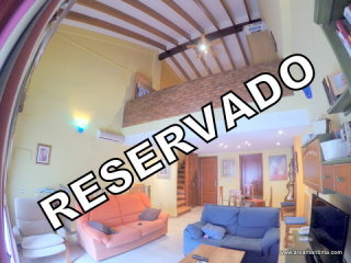 Detached house for sale in the beach..