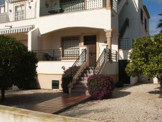 2 bedroom, 2 bathroom Apartment..