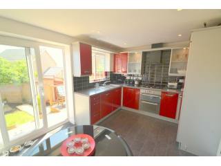 3 bedroom house in Minster On Sea..