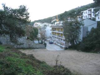 PLOT ON SALE CLOSE TO THE BEACH IN..