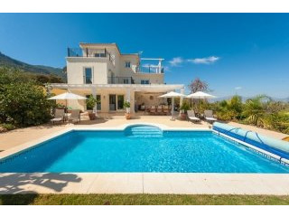 5 Bedroom Finca Villa