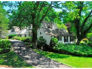 6 bedroom House For Sale: 131 Cat Rock..