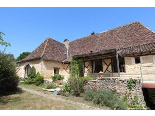 Ref 29286 : Au Sommet D'une Colline..