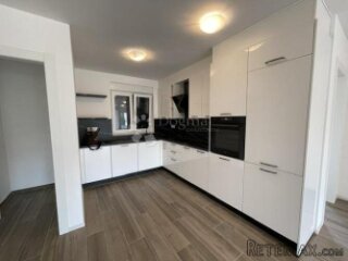 VIŠKOVO, predivan stan u novogradnji