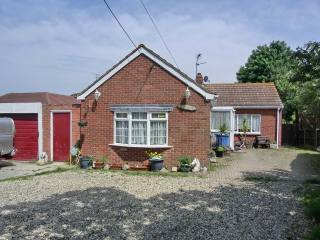 3 bedroom bungalow in Minster On Sea..