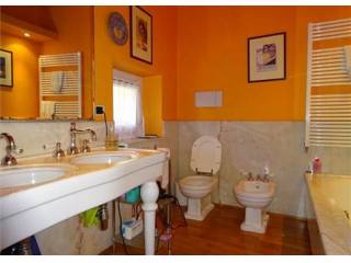 Homes for Sale in Lucca, Tuscany..